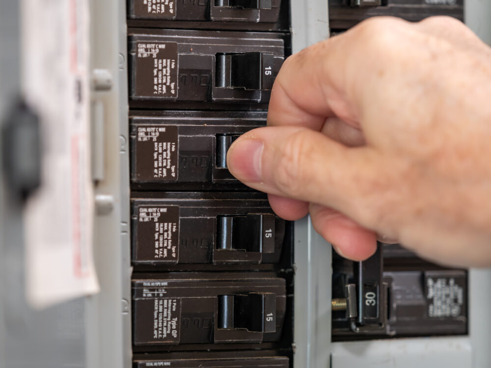 electrical services: repairs